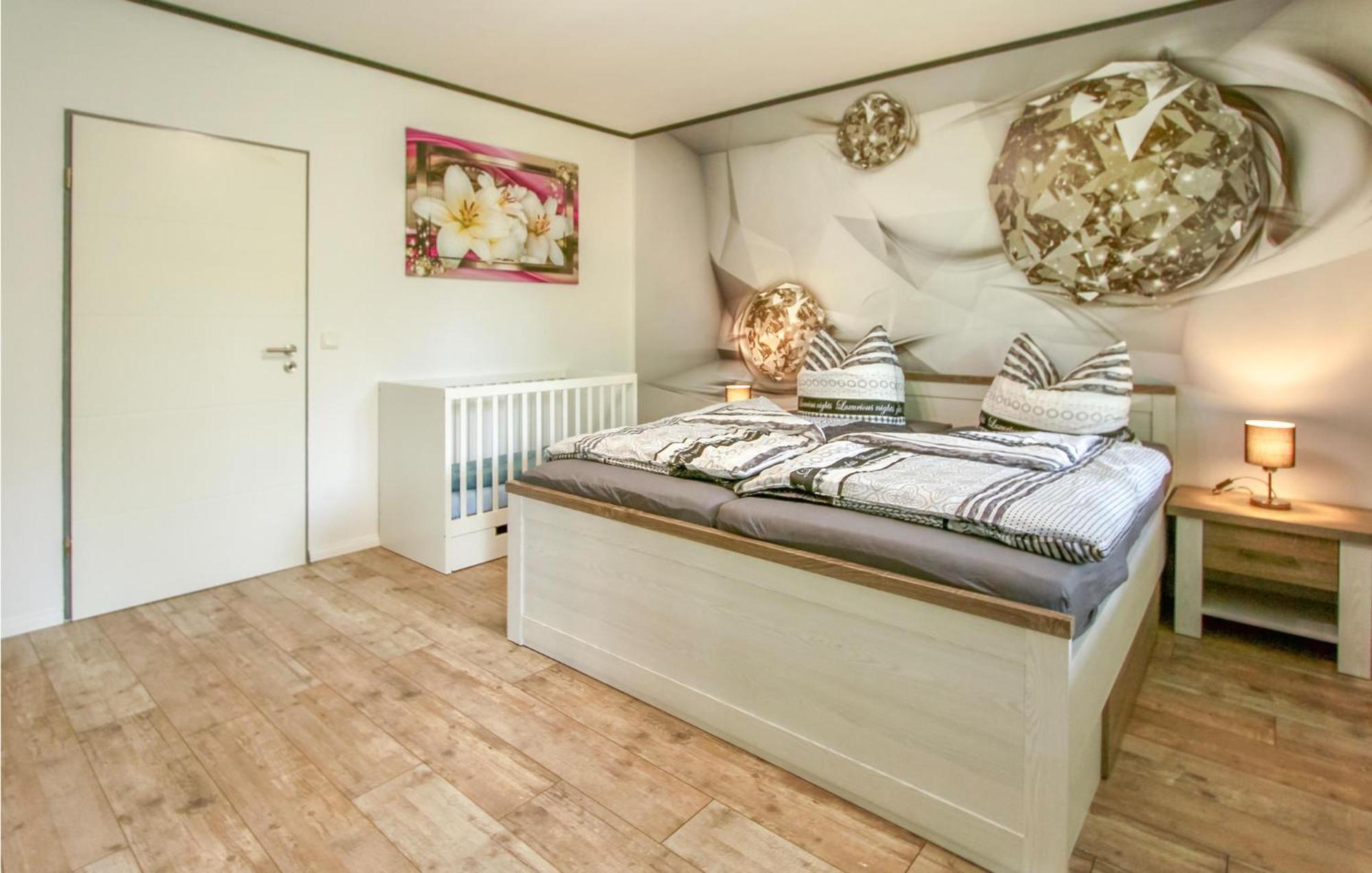 Nice apartment in Marienmünster with Sauna, WiFi&2 Bedrooms Buitenkant foto